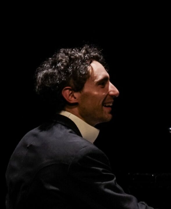 Loïc CARCASSÈS